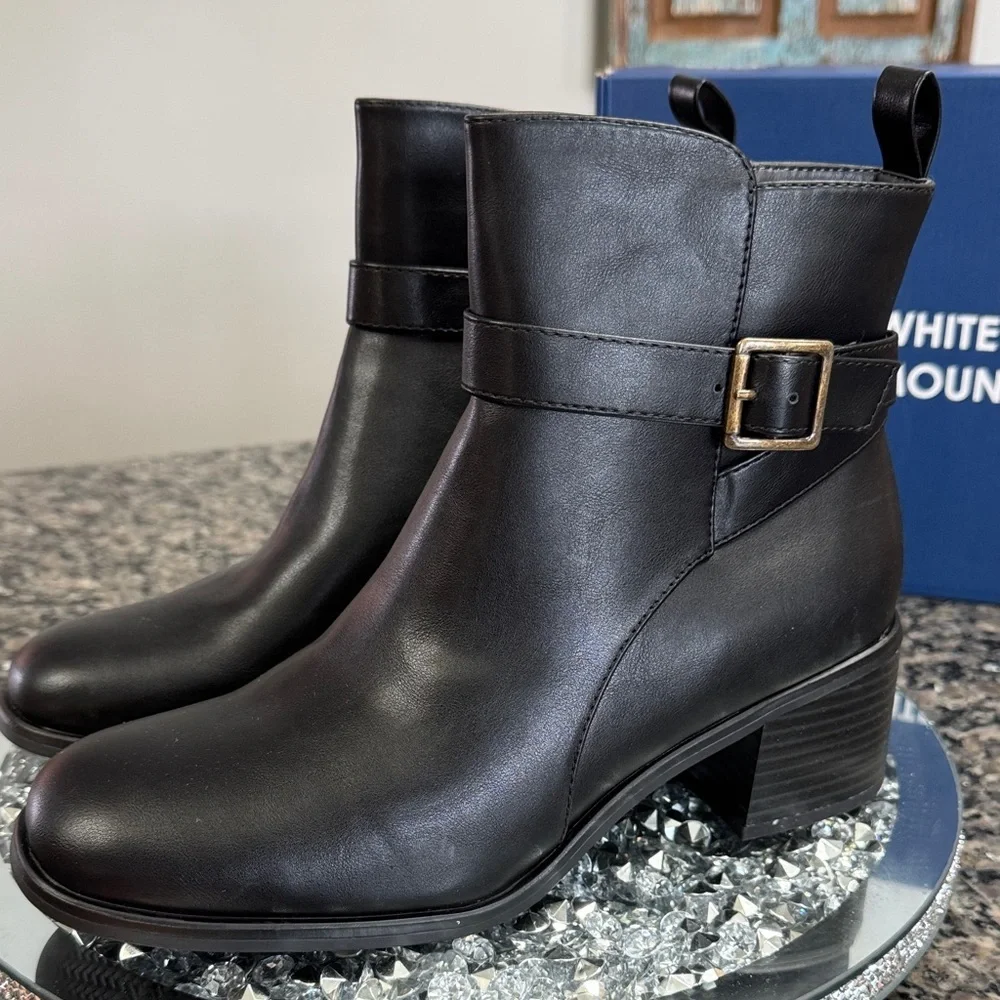White Mountain Women's Black Ankle Booties with Buckle